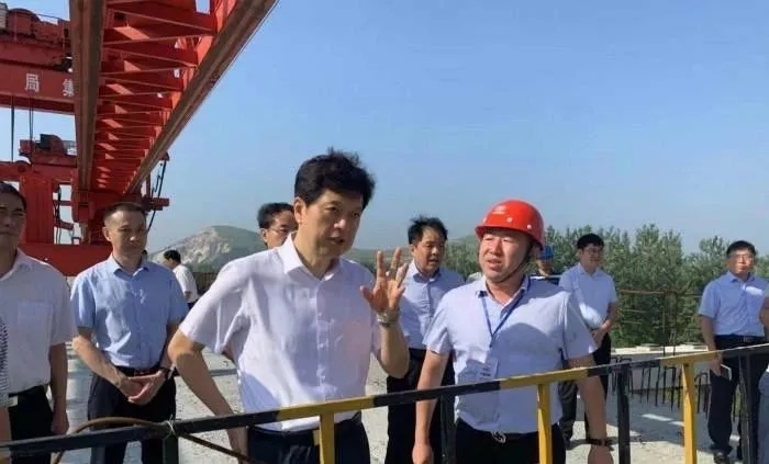 宿州市长杨军深入符离大道项目建设一线调研